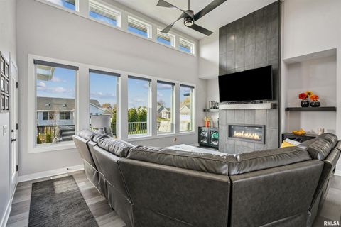 Tiny photo for 6152 BELLE Court, Davenport, IA 52807 (MLS # QC4269393)