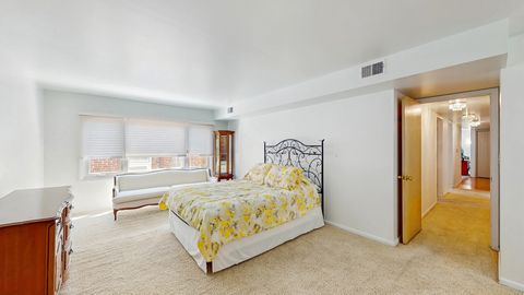 Tiny photo for 1535 Forest Avenue #301, River Forest, IL 60305 (MLS # 12477932)