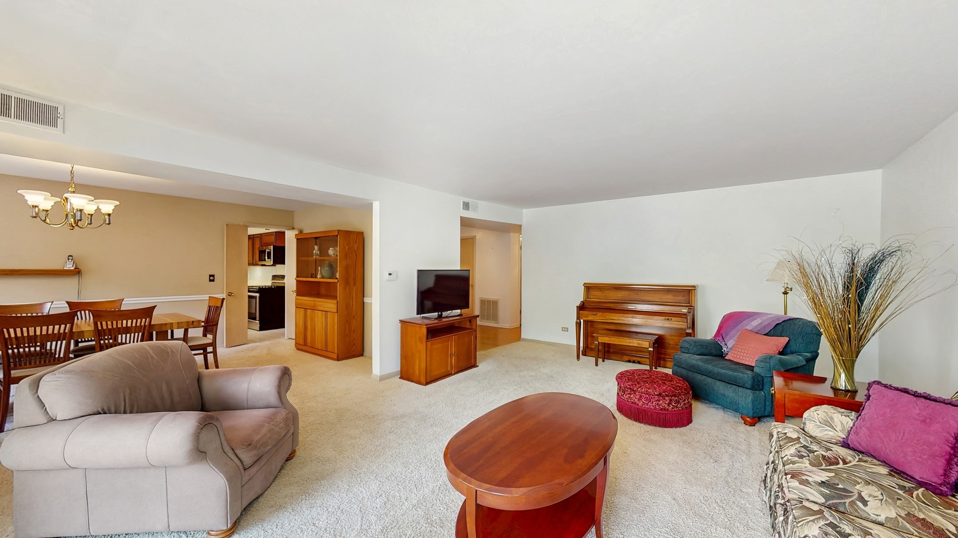 1535 Forest Avenue 301