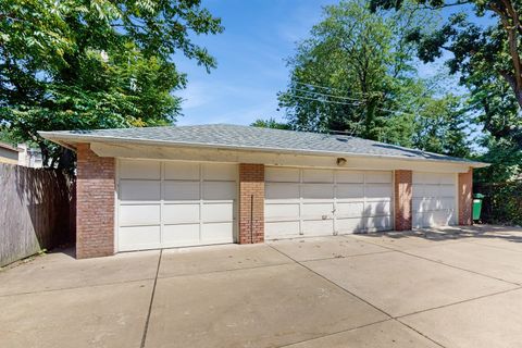 Tiny photo for 1535 Forest Avenue #301, River Forest, IL 60305 (MLS # 12477932)