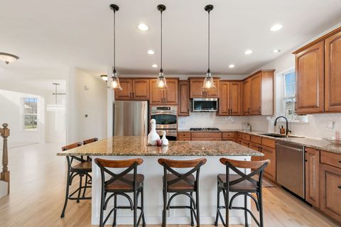 Tiny photo for 9612 Baumgartner Street, Huntley, IL 60142 (MLS # 12602137)