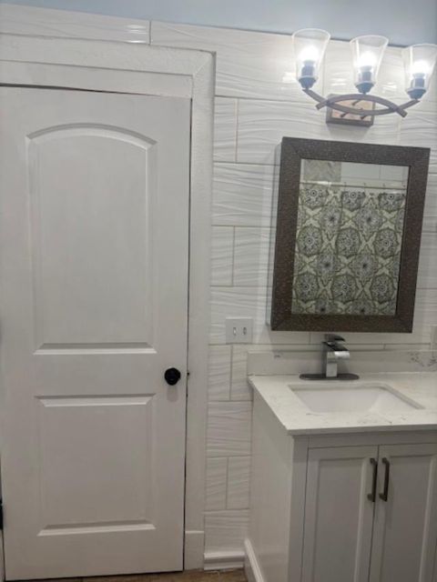 Tiny photo for 6932 S Calumet Avenue, Chicago, IL 60637 (MLS # 12582599)