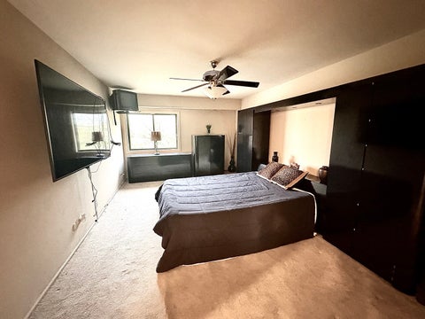 Tiny photo for 3350 N Carriageway Drive #318, Arlington Heights, IL 60004 (MLS # 12663692)