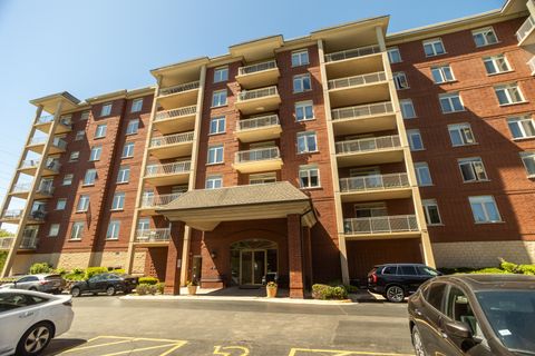 8440 Callie Avenue 606 Morton Grove IL 60053