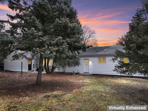 Tiny photo for 2018 West Street, Wheaton, IL 60187 (MLS # 12588960)