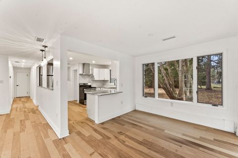 Tiny photo for 2018 West Street, Wheaton, IL 60187 (MLS # 12588960)