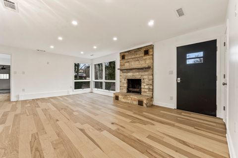 Tiny photo for 2018 West Street, Wheaton, IL 60187 (MLS # 12588960)