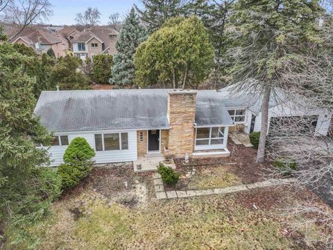 Tiny photo for 2018 West Street, Wheaton, IL 60187 (MLS # 12588960)