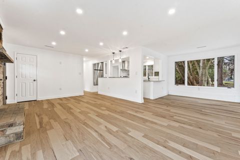 Tiny photo for 2018 West Street, Wheaton, IL 60187 (MLS # 12588960)