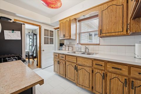 Tiny photo for 8106 N Harlem Avenue, Niles, IL 60714 (MLS # 12498817)