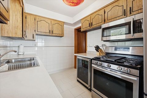 Tiny photo for 8106 N Harlem Avenue, Niles, IL 60714 (MLS # 12498817)