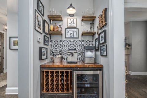 Tiny photo for 610 Prairie Avenue, Glen Ellyn, IL 60137 (MLS # 12747728)