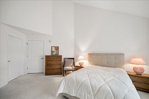 Tiny photo for 695 Roger Williams Avenue #301, Highland Park, IL 60035 (MLS # 12593646)