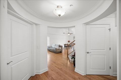 Tiny photo for 695 Roger Williams Avenue #301, Highland Park, IL 60035 (MLS # 12593646)