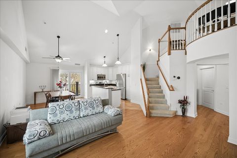 Tiny photo for 695 Roger Williams Avenue #301, Highland Park, IL 60035 (MLS # 12593646)