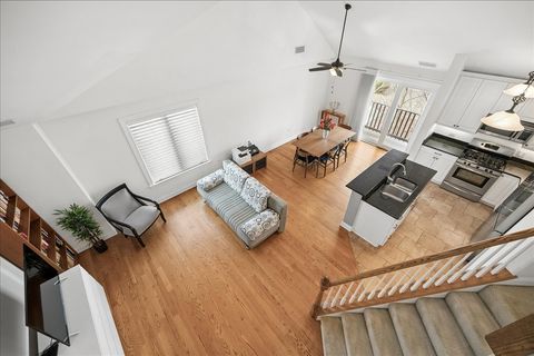 Tiny photo for 695 Roger Williams Avenue #301, Highland Park, IL 60035 (MLS # 12593646)