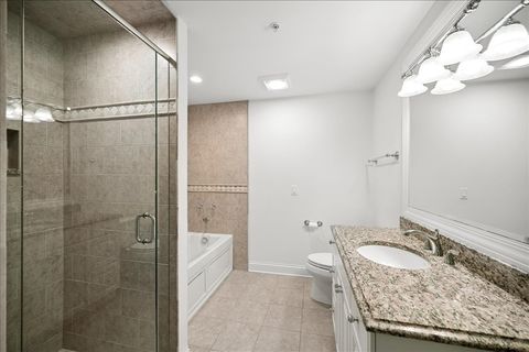 Tiny photo for 695 Roger Williams Avenue #301, Highland Park, IL 60035 (MLS # 12593646)