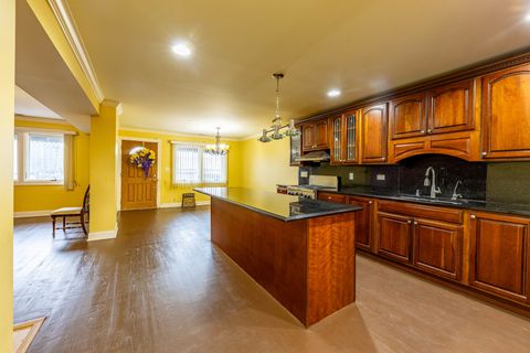 Tiny photo for 7036 Cermak Road, Berwyn, IL 60402 (MLS # 12537170)