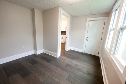 Tiny photo for 7615 S Champlain Avenue, Chicago, IL 60619 (MLS # 12730739)