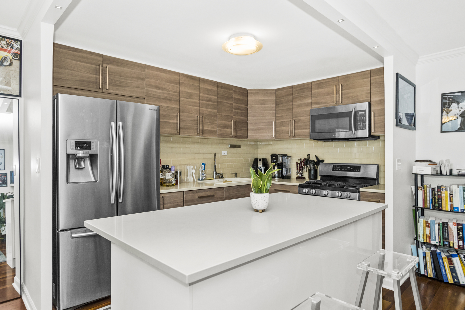 400 E Randolph Street 3628
