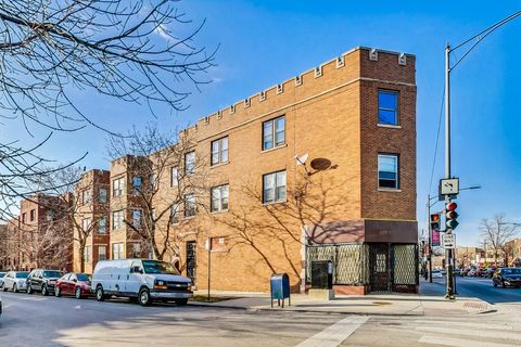 6600 N Clark Street Chicago IL 60626
