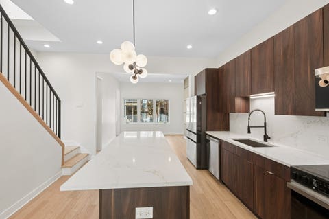 Tiny photo for 4721 S Ingleside Avenue, Chicago, IL 60615 (MLS # 12706221)
