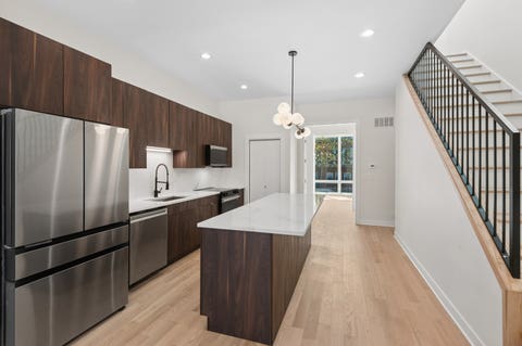 Tiny photo for 4721 S Ingleside Avenue, Chicago, IL 60615 (MLS # 12706221)