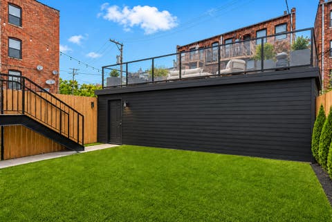 Tiny photo for 4721 S Ingleside Avenue, Chicago, IL 60615 (MLS # 12706221)