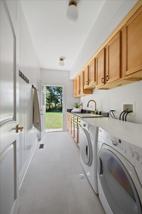 Tiny photo for 2303 Old Glenview Road, Wilmette, IL 60091 (MLS # 12756915)