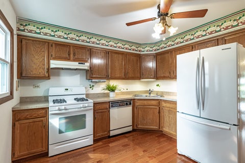 Tiny photo for 17346 W Maple Lane, Gurnee, IL 60031 (MLS # 12759873)