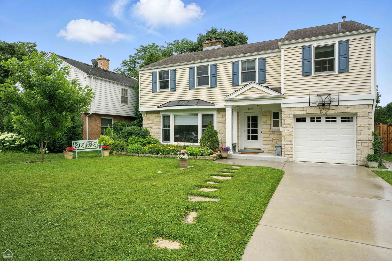 2907 Orchard Avenue