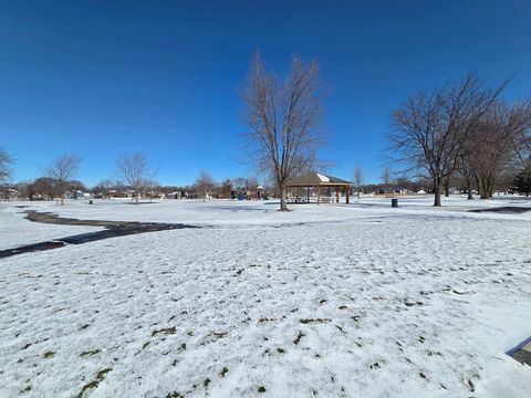 Tiny photo for 2646 Country Oaks Court, Aurora, IL 60502 (MLS # 12592972)