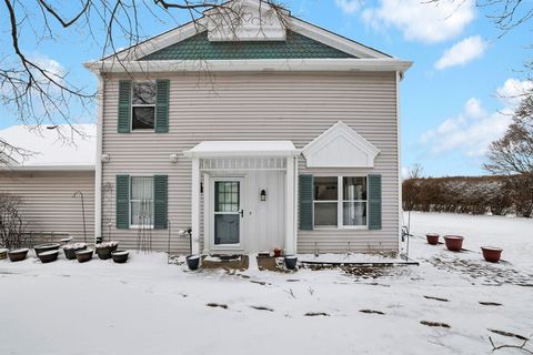 Tiny photo for 2646 Country Oaks Court, Aurora, IL 60502 (MLS # 12592972)