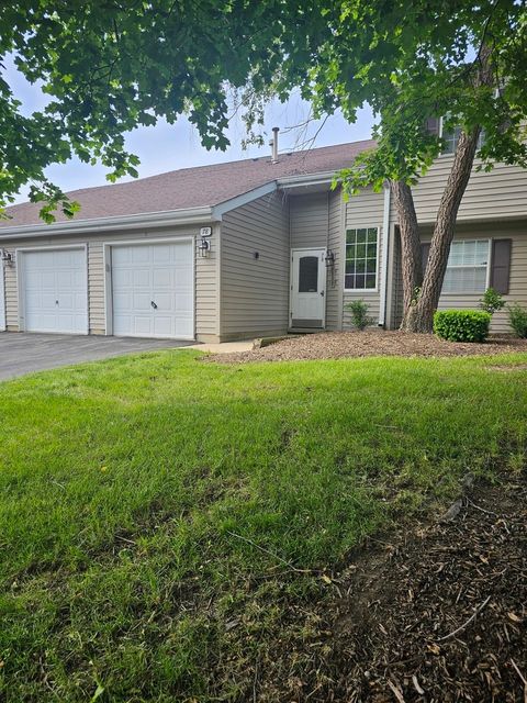 78 N Victoria Lane F Streamwood IL 60107