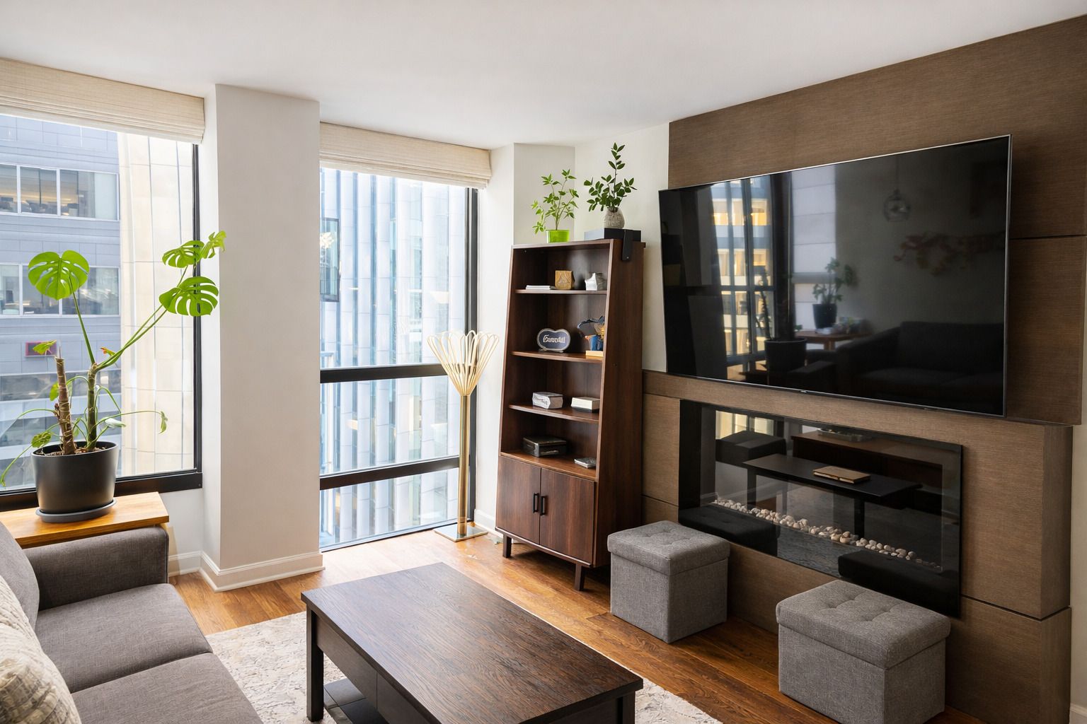 230 E ONTARIO Street 1803