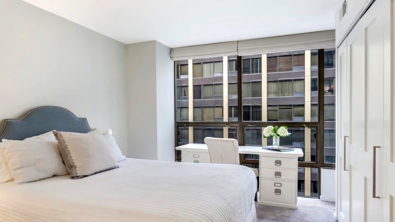 230 E ONTARIO Street 1803