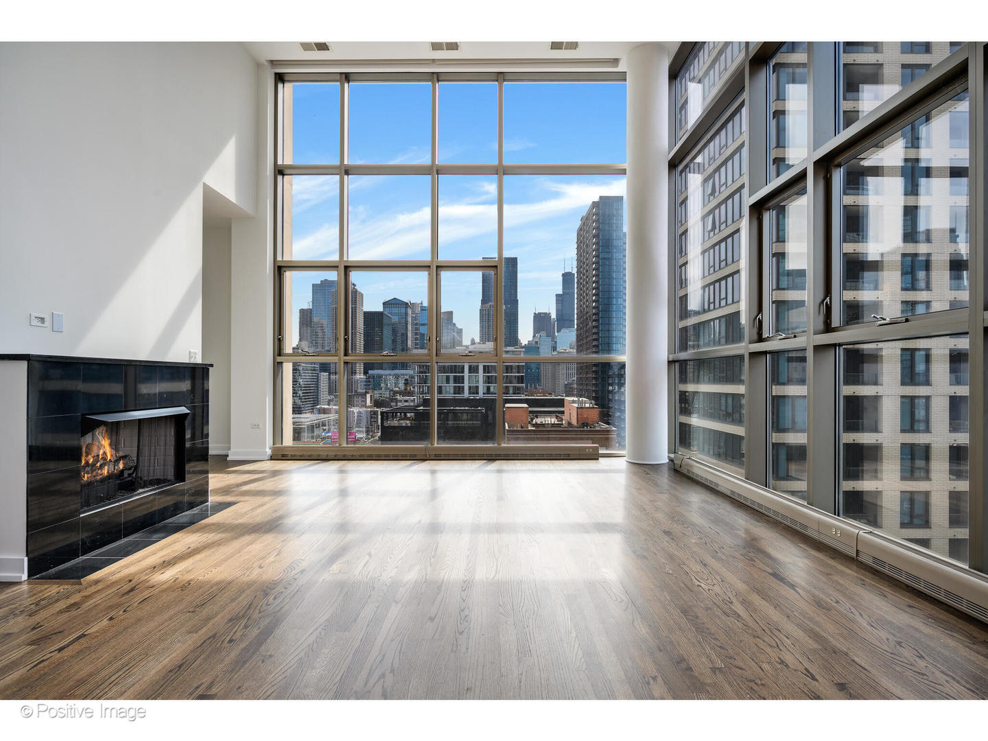 150 W Superior Street 1105
