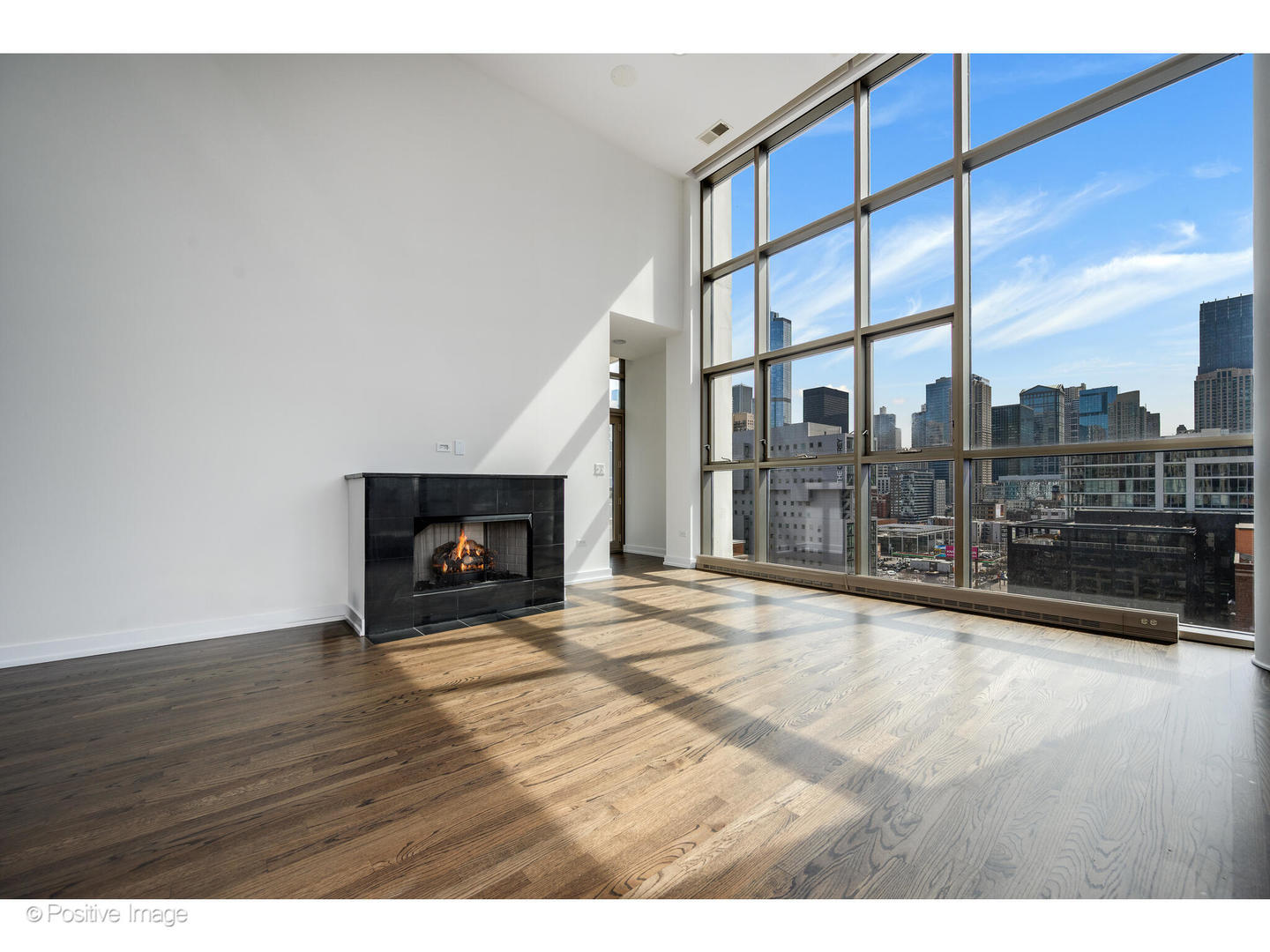 150 W Superior Street 1105