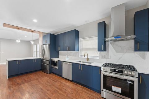 Tiny photo for 8015 S Paxton Avenue, Chicago, IL 60617 (MLS # 12633150)