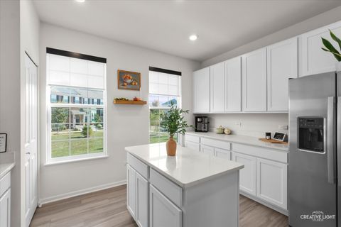 Tiny photo for 506 Creek Drive, Oswego, IL 60543 (MLS # 12504054)