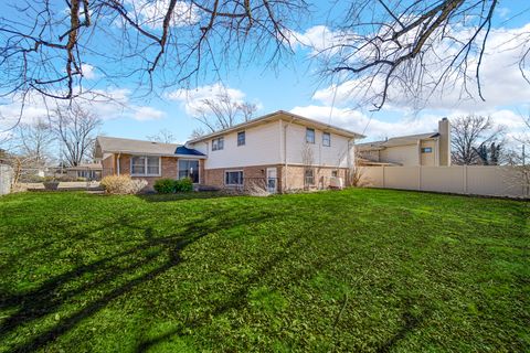 Tiny photo for 17024 Kimbark Avenue, South Holland, IL 60473 (MLS # 12536063)