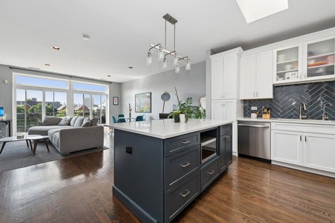 Tiny photo for 1830 N WINCHESTER Avenue #311, Chicago, IL 60622 (MLS # 12748503)
