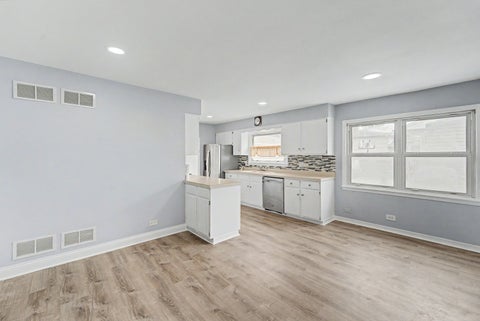 Tiny photo for 770 CORDIAL Drive, Des Plaines, IL 60018 (MLS # 12694964)