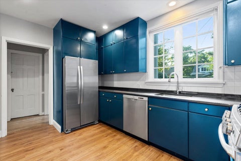 Tiny photo for 6652 N Chicora Avenue, Chicago, IL 60646 (MLS # 12753786)