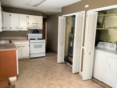 Tiny photo for 1518 Highland Avenue, Glendale Heights, IL 60139 (MLS # 12557247)