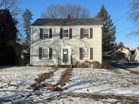 Photo of 216 Robert Avenue, Rockford, IL 61107 (MLS # 12563345)