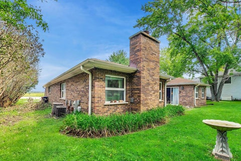 Tiny photo for 2331 Dundee Road, Northbrook, IL 60062 (MLS # 12748686)