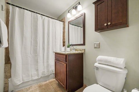 Tiny photo for 1249 W Roscoe Street #1, Chicago, IL 60657 (MLS # 12692363)
