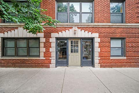 Tiny photo for 1249 W Roscoe Street #1, Chicago, IL 60657 (MLS # 12692363)