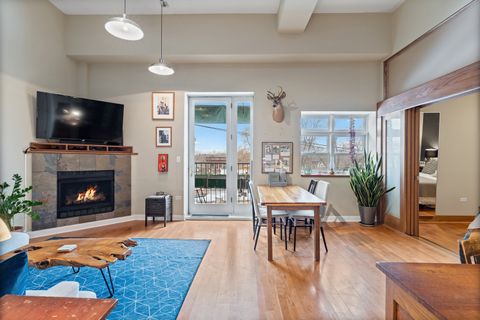 Tiny photo for 1215 W GUNNISON Street #322, Chicago, IL 60640 (MLS # 12530225)